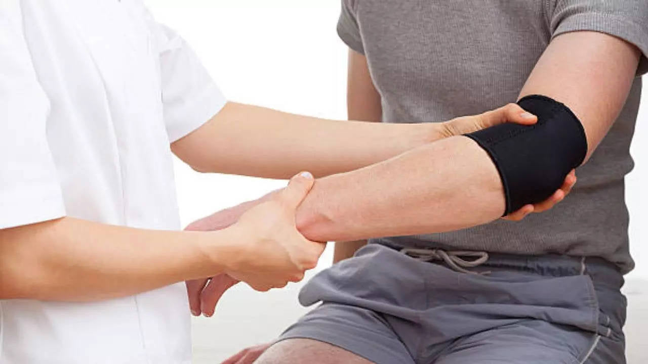 elbow braces 
