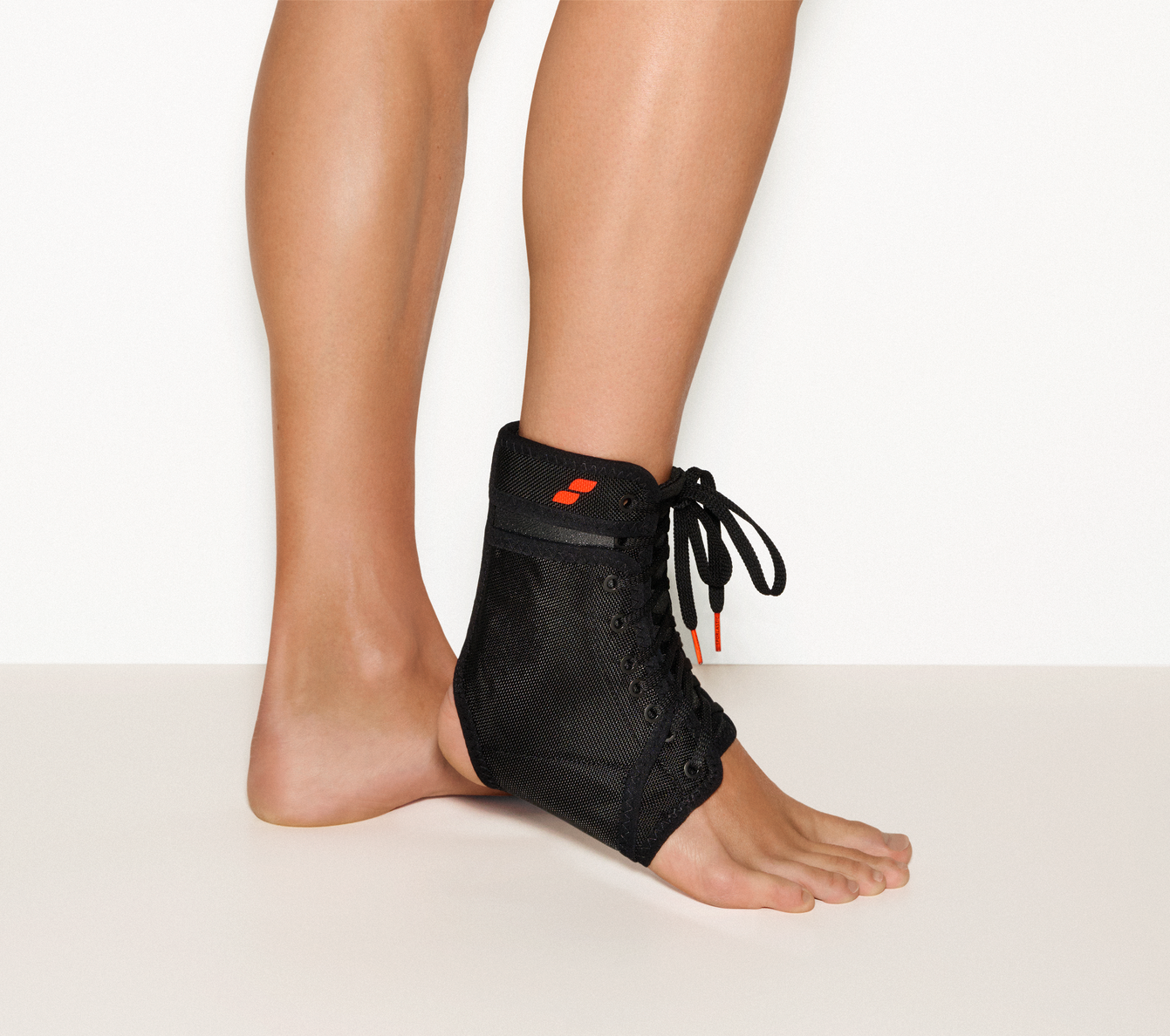 SWEDE-O-UNIVERSAL Ankle Support